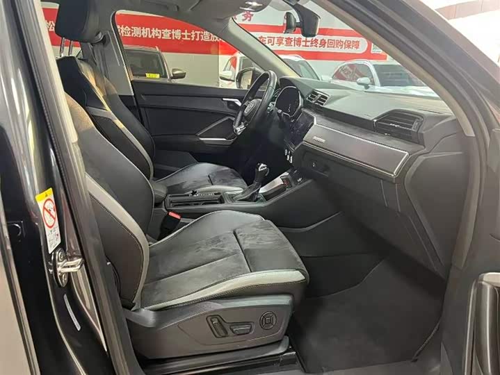 Фото 9 - Audi Q3