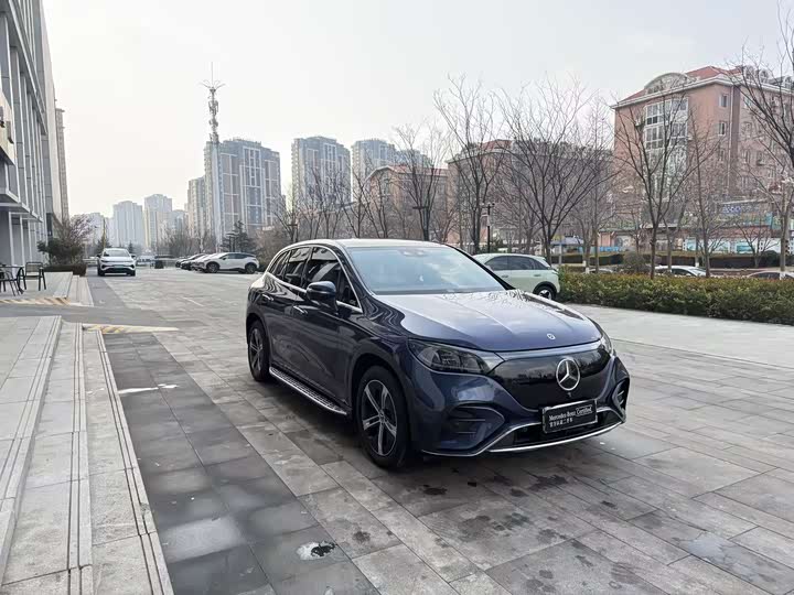 Фото 3 - Mercedes-Benz EQE SUV