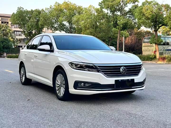 Фото 3 - Volkswagen Lavida