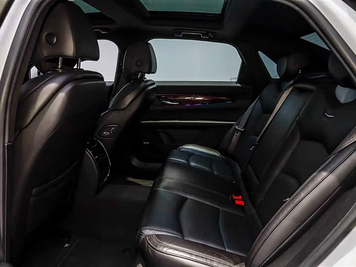 Фото 9 - Cadillac CT6