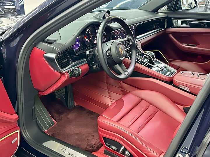 Фото 4 - Porsche Panamera