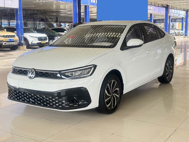 Фото 1 - Volkswagen Lavida