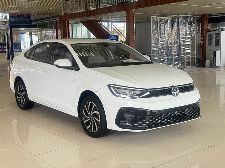 Фото 3 - Volkswagen Lavida