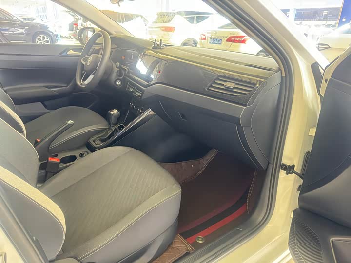 Фото 7 - Volkswagen Lavida