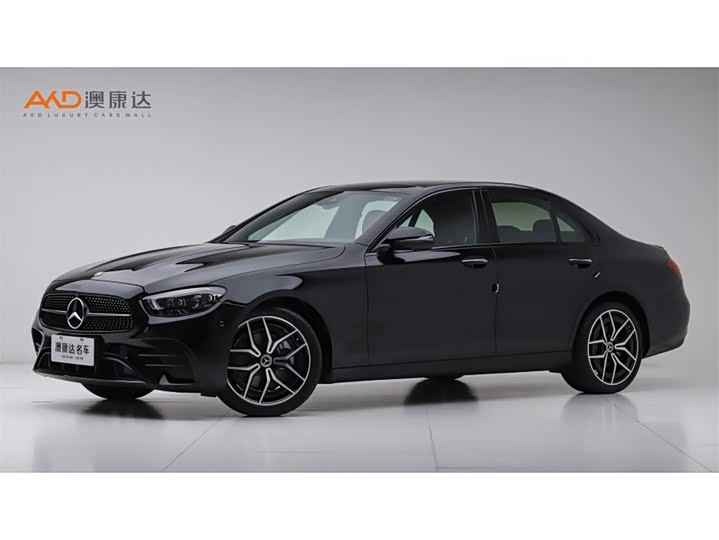 Фото 1 - Mercedes-Benz E-Class