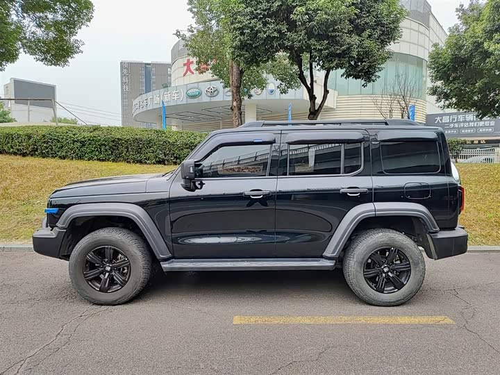 Фото 3 - Tank 300