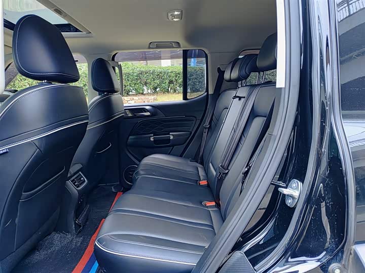 Фото 8 - Tank 300