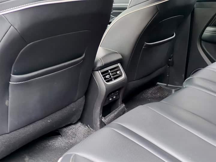 Фото 9 - Tank 300