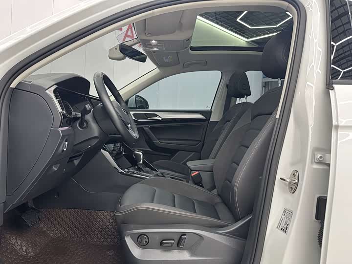 Фото 4 - Volkswagen Tayron