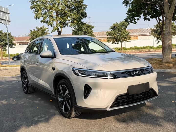 Фото 4 - BYD Sea Lion 05 DM-i Hybrid