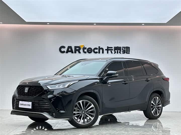 Фото 1 - Toyota Crown Kluger