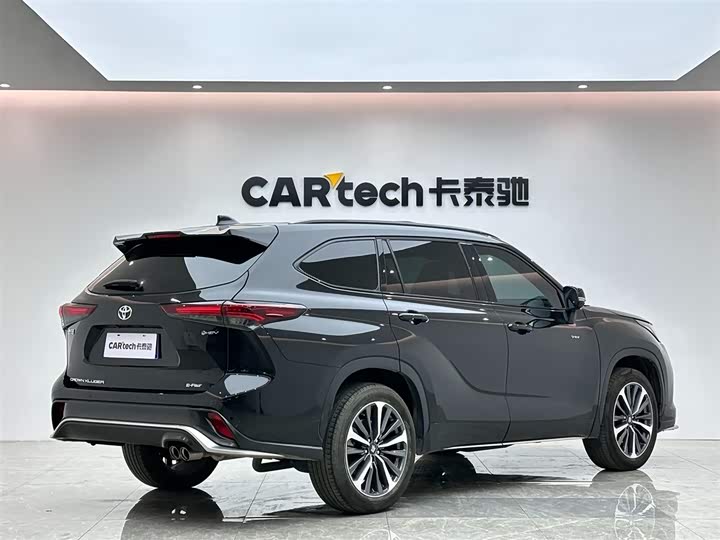 Фото 5 - Toyota Crown Kluger