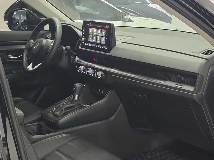 Фото 4 - Honda CR-V