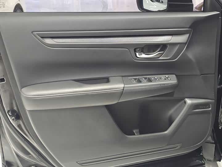 Фото 8 - Honda CR-V