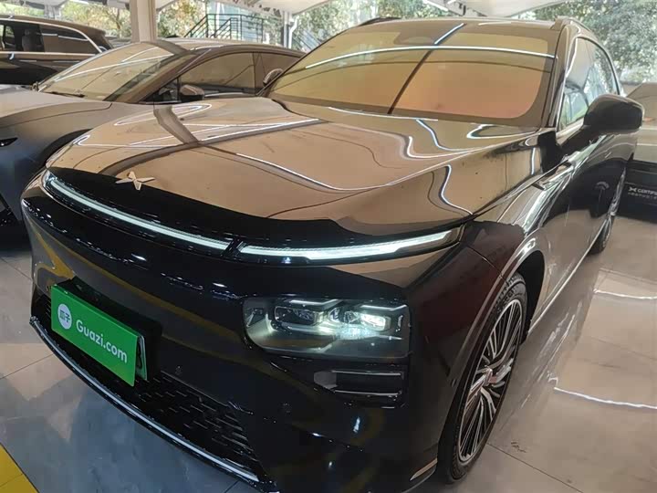 Фото 2 - XPeng G9