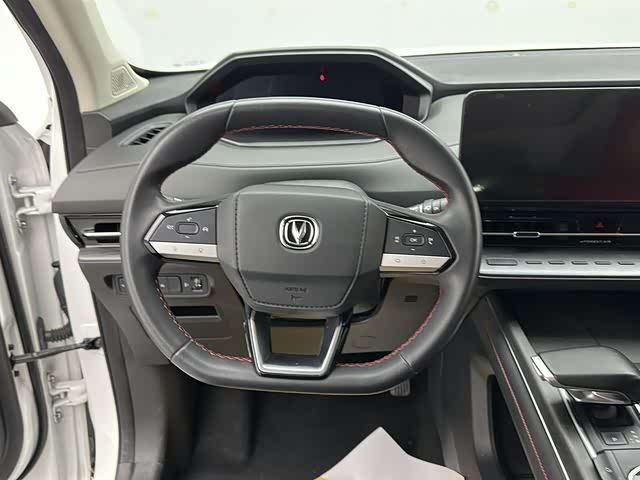 Фото 9 - Changan CS55 Plus