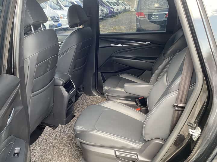 Фото 7 - Maxus G50