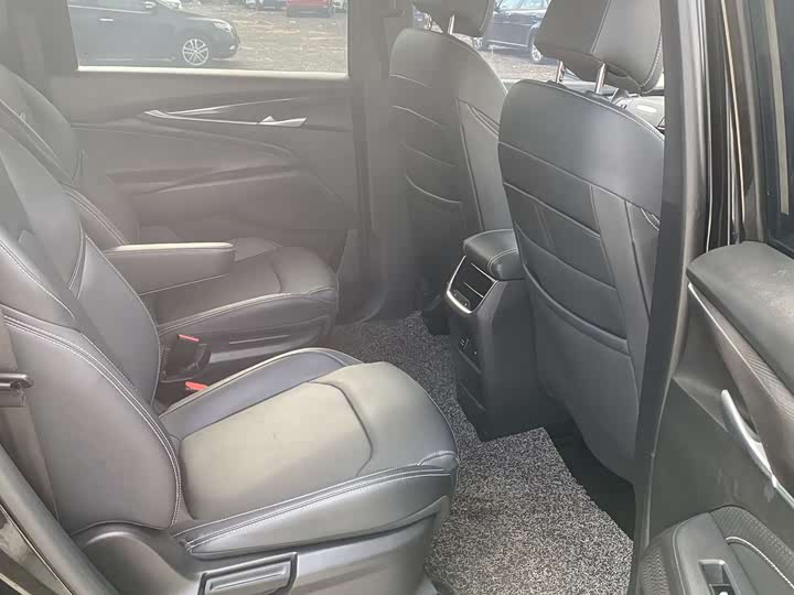 Фото 9 - Maxus G50