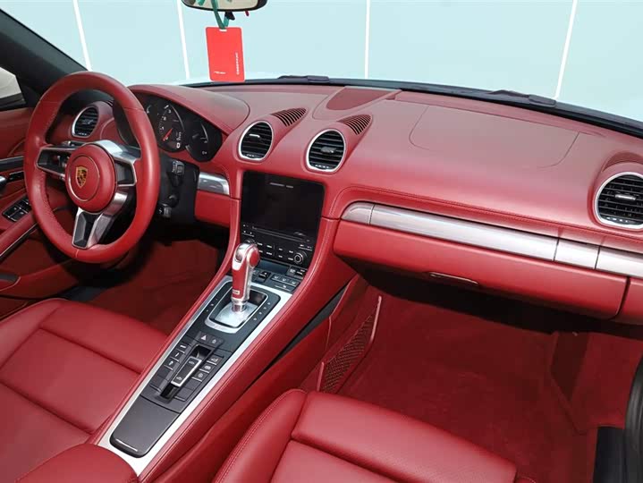 Фото 3 - Porsche 718