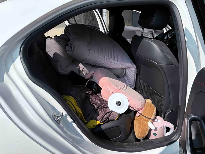 Фото 4 - Mercedes-Benz A-Class