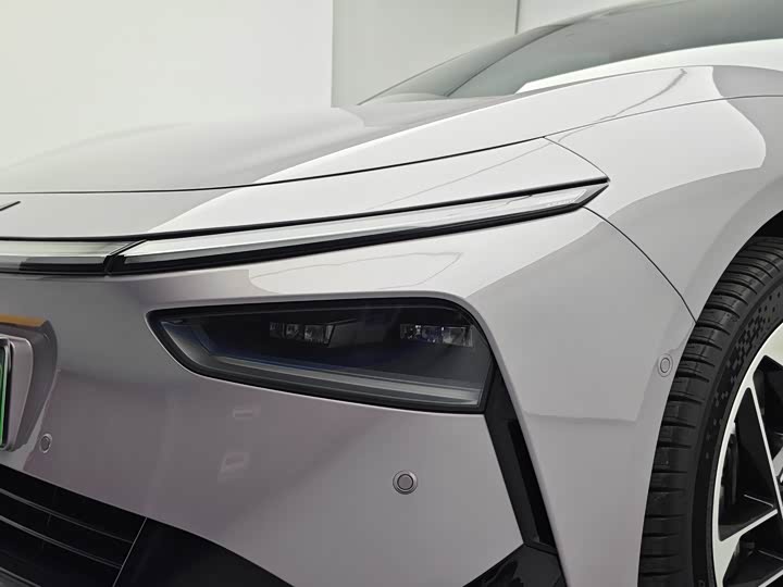 Фото 9 - XPeng F57