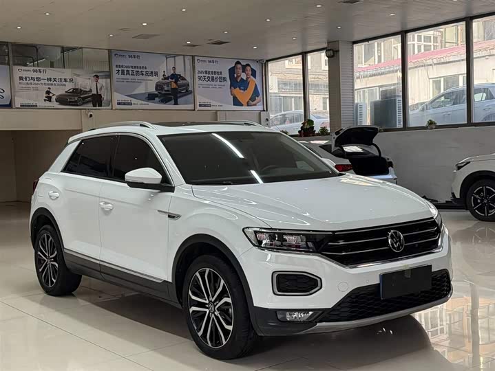 Фото 3 - Volkswagen T-Roc