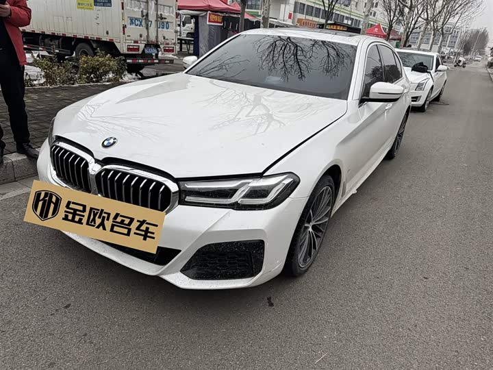 Фото 1 - BMW 5 Series