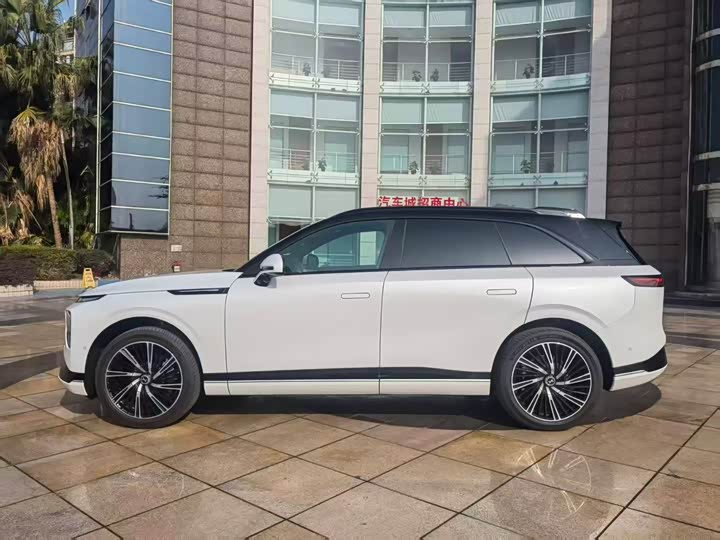 Фото 3 - XPeng G9