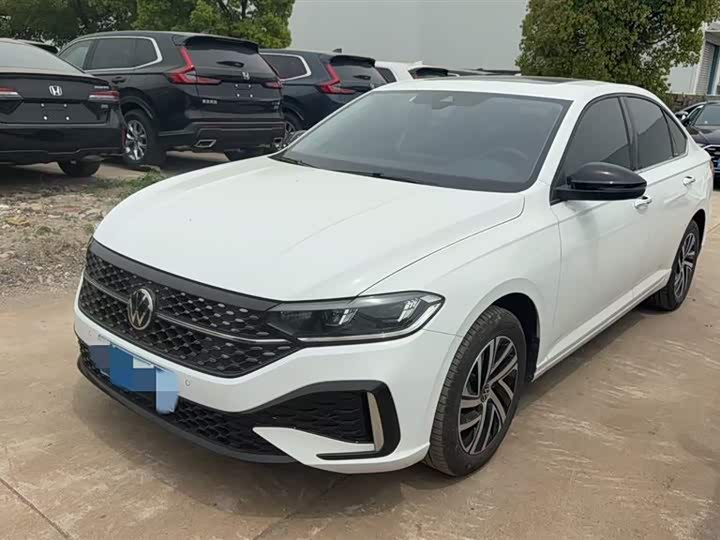 Фото 1 - Volkswagen Lavida