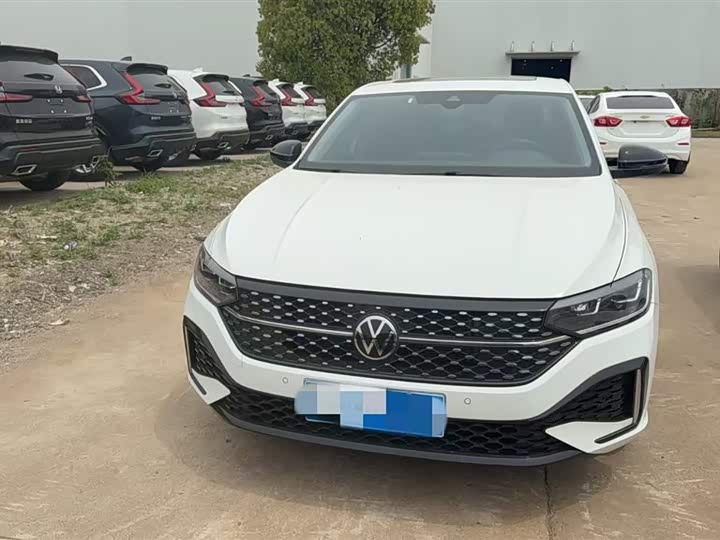 Фото 2 - Volkswagen Lavida