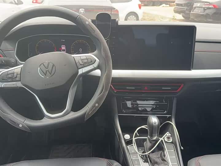 Фото 3 - Volkswagen Lavida