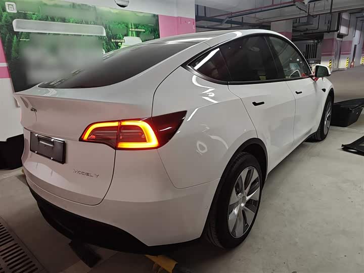 Фото 7 - Tesla Model Y