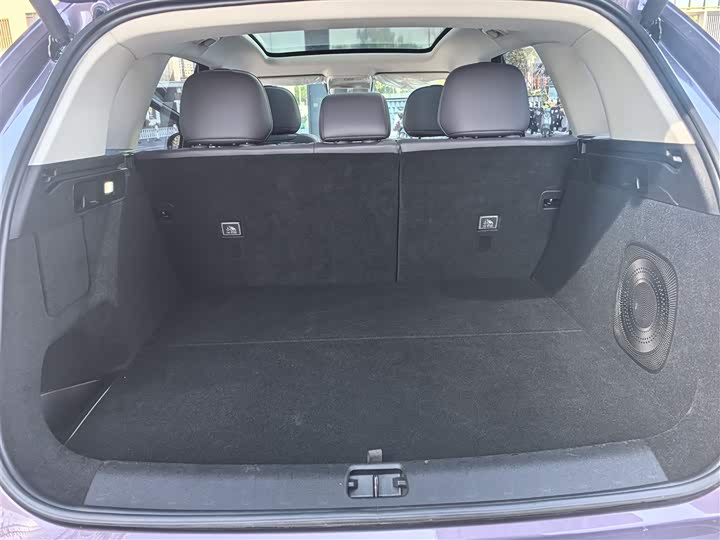 Фото 2 - Leapmotor C10