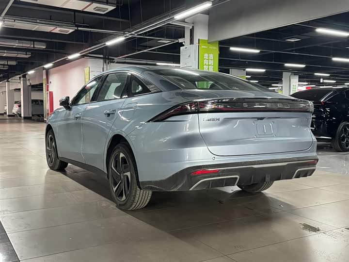 Фото 8 - Geely Galaxy L6