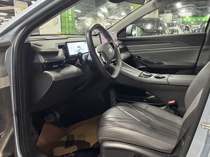 Фото 9 - Geely Galaxy L6