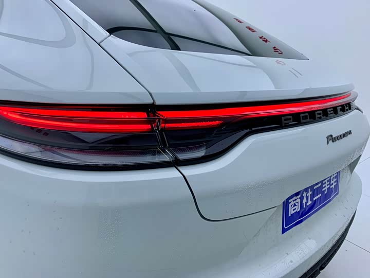 Фото 8 - Porsche Panamera