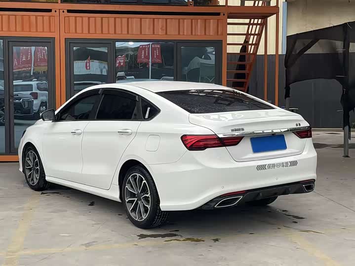 Фото 7 - Geely Binrui