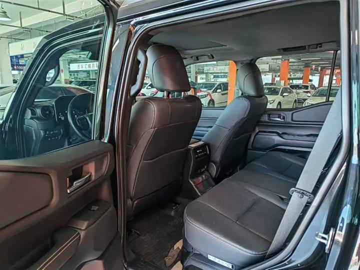 Фото 5 - Toyota Prado