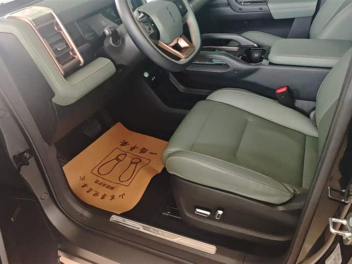 Фото 9 - Chery iCar 03