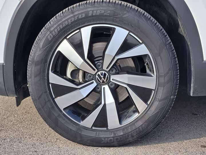 Фото 8 - Volkswagen Tayron