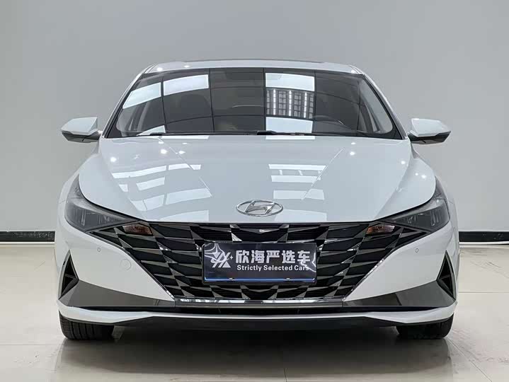 Фото 2 - Hyundai Elantra N line