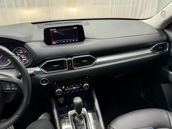 Фото 9 - Mazda CX-5