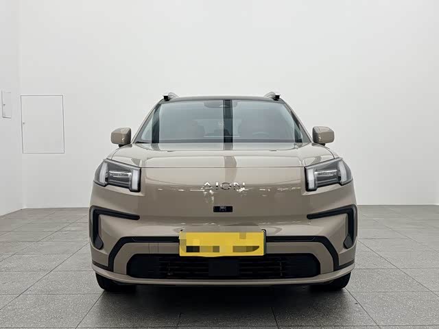 Фото 2 - GAC Aion V