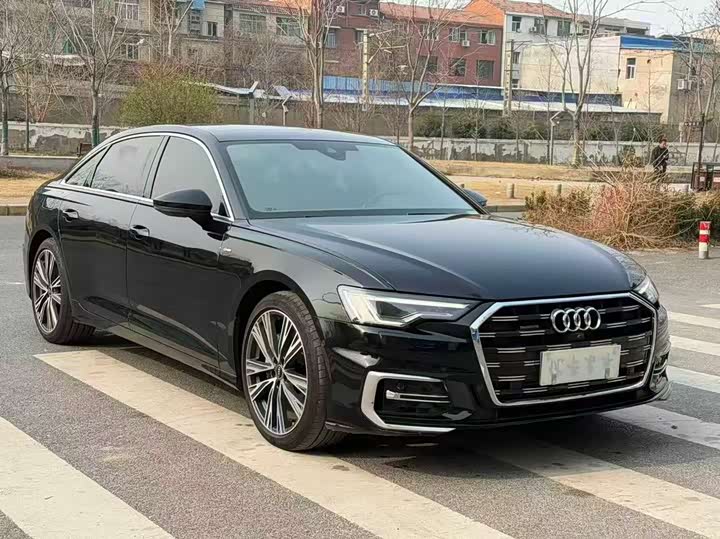 Фото 3 - Audi A6L