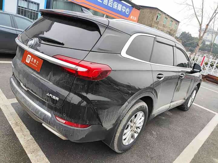Фото 8 - Buick Enclave