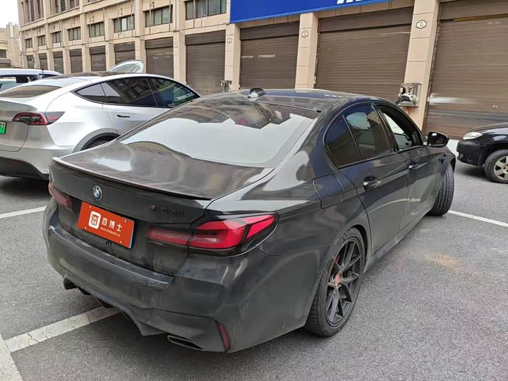 Фото 4 - BMW 5 Series