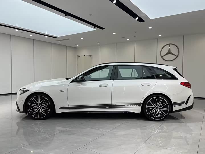 Фото 4 - Mercedes-Benz C-Class AMG