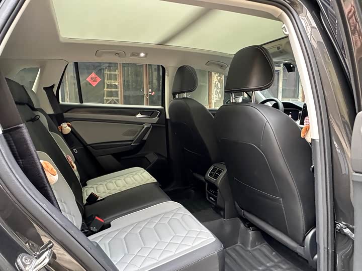 Фото 9 - Volkswagen Tayron