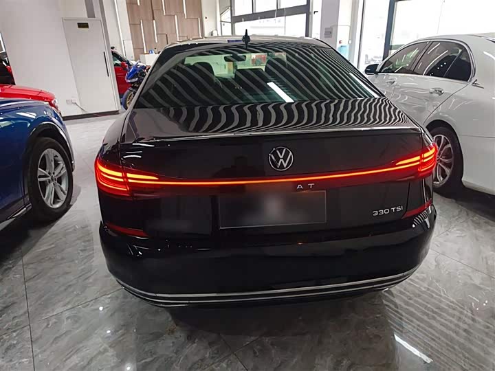Фото 6 - Volkswagen Passat