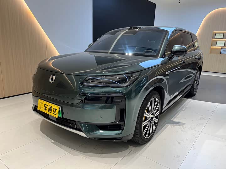 Фото 2 - Denza N9